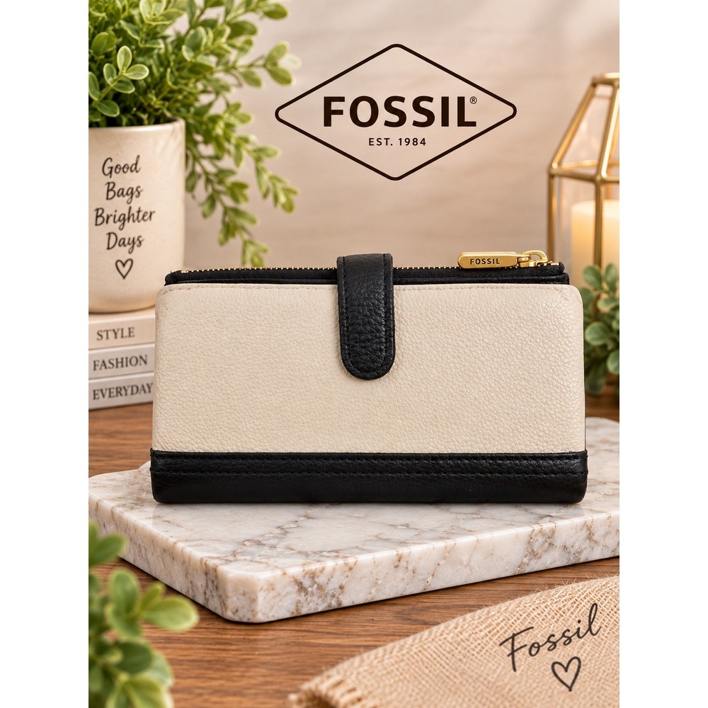 Fossil Logan Tab Clutch Wallet Cream Black Pebbled Leather Bifold SL7830